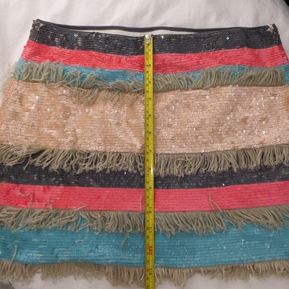 Colourful sequined mini skirt with tassels from Zara - Picture 3 of 4